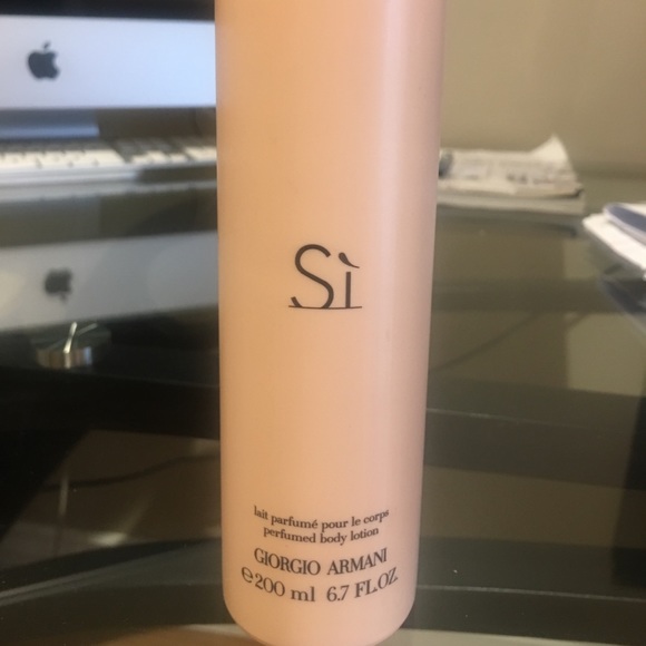 giorgio armani si body lotion 200ml